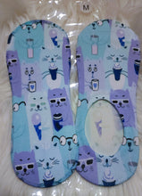 Load image into Gallery viewer, Cats and Coffee Handmade, Unisex No-Show Socks